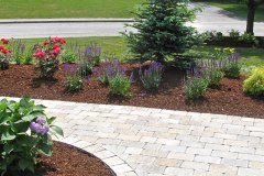 Welcoming curb appeal